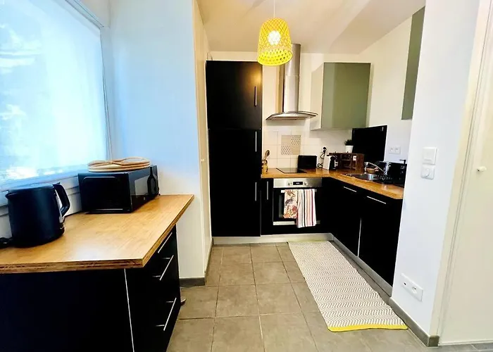 La Parenthese - Jardin Privatif * La Rochelle (Charente-Maritime)